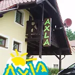 Affittacamere Axla Z Weranda Ogrodem I Parkingiem 3*