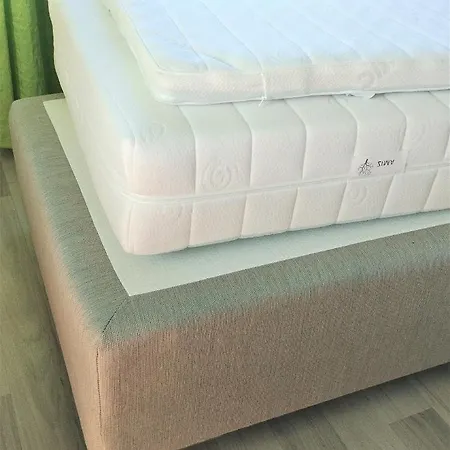 Axla Z Weranda Ogrodem I Parkingiem