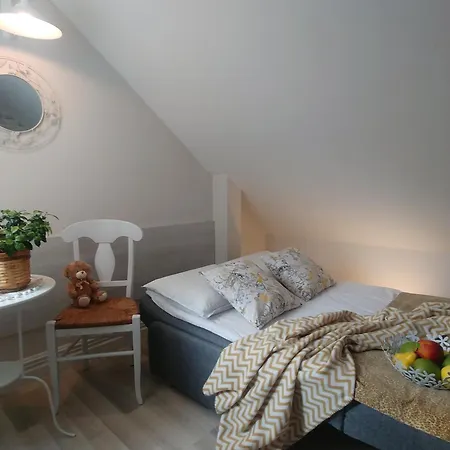 Axla Z Weranda Ogrodem I Parkingiem 3*