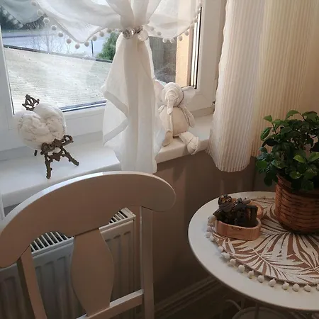 Axla Z Weranda Ogrodem I Parkingiem Affittacamere