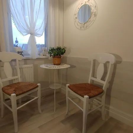 Axla Z Weranda Ogrodem I Parkingiem 3* Kudowa-Zdrój