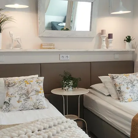 Gæstehus Axla Z Weranda Ogrodem I Parkingiem 3*