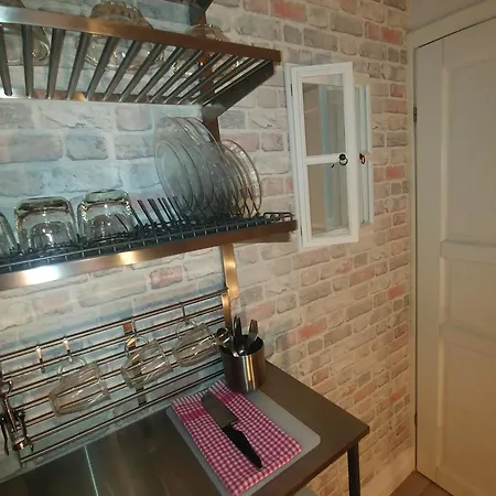 Guest house Axla