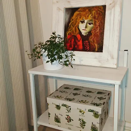 Guest house Axla