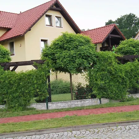 Axla Z Weranda Ogrodem I Parkingiem Gæstehus Kudowa-Zdrój