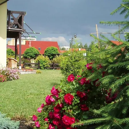 Axla Z Weranda Ogrodem I Parkingiem Affittacamere