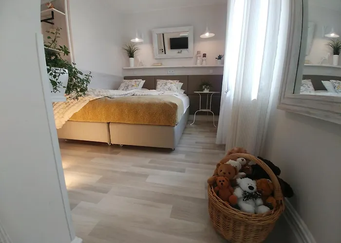 Axla Z Weranda Ogrodem I Parkingiem 3* Kudowa-Zdrój