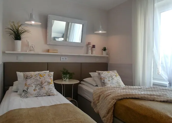 Axla Z Weranda Ogrodem I Parkingiem 3* Kudowa-Zdrój