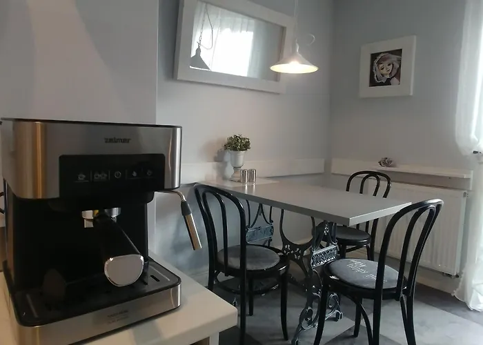 Penzion Axla Z Weranda Ogrodem I Parkingiem 3*